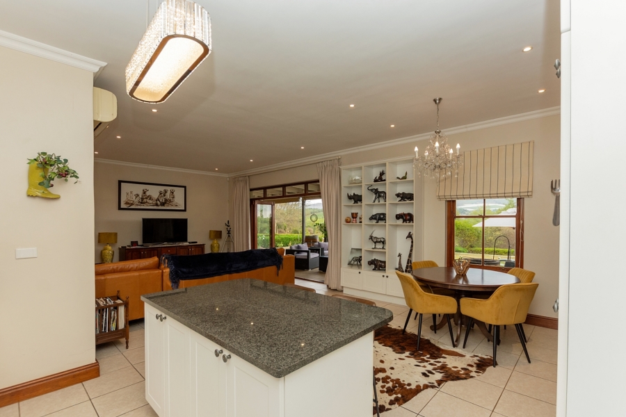 6 Bedroom Property for Sale in Riebeek Kasteel Western Cape